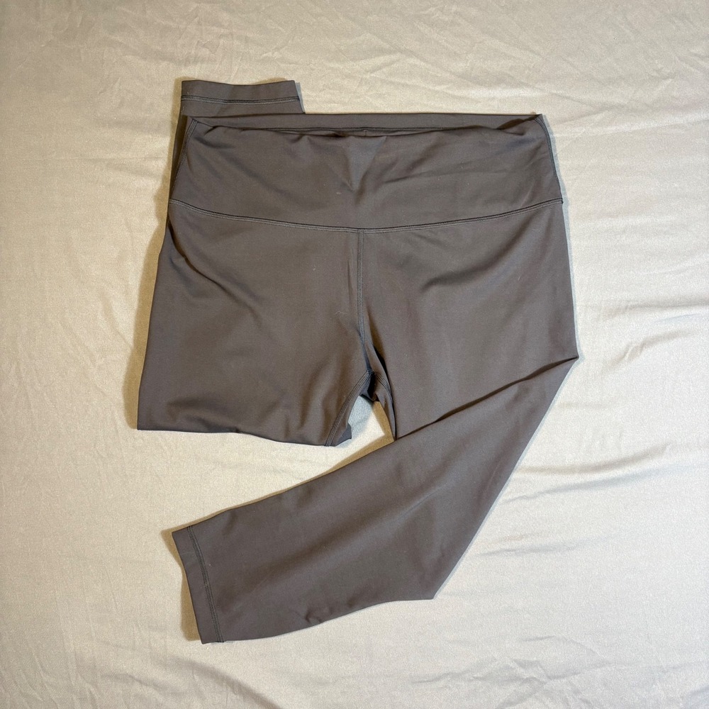 Lululemon Align Capri Leggings Size 16 Cropped Plus Size Yoga Pants